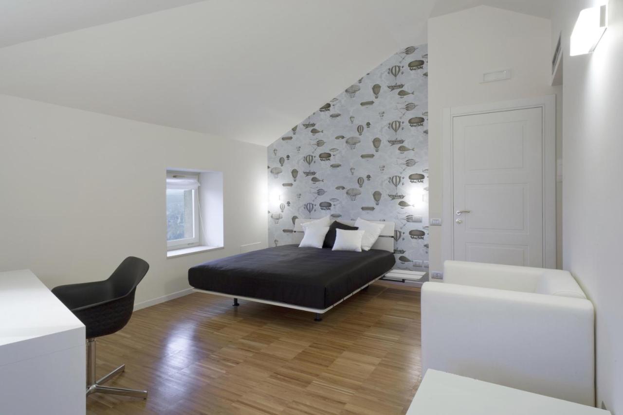 Santa Cesarea Residence Luxury Suite - La Vetta Del Sasso Barisano Matera Exteriör bild